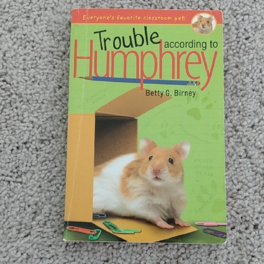 Trouble According to Humphrey by Betty G. Birney - Green Cover